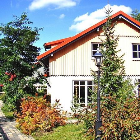Holiday Home In Wernigerode With A Shared Pool Exteriör bild