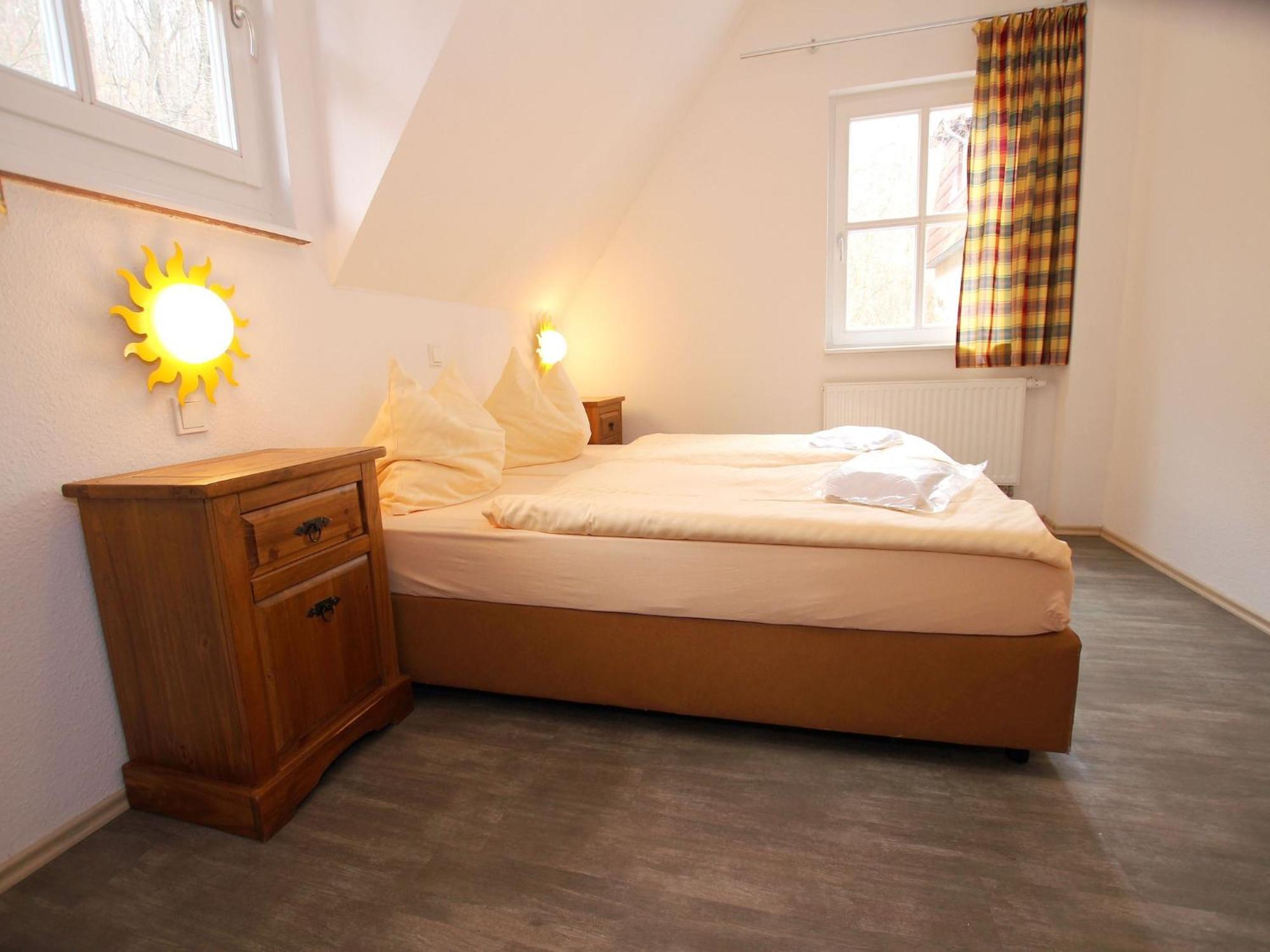 Holiday Home In Wernigerode With A Shared Pool Exteriör bild