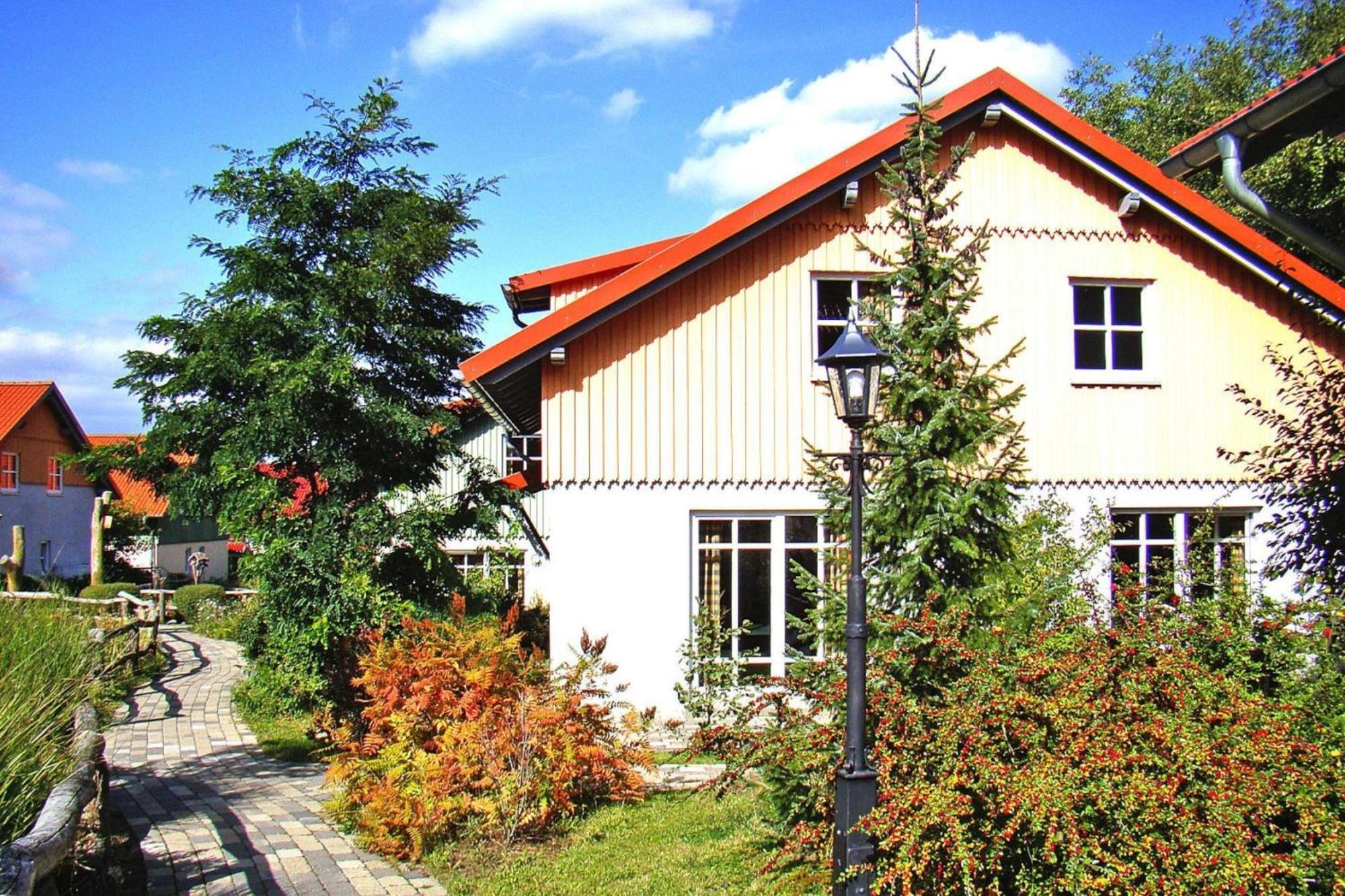 Holiday Home In Wernigerode With A Shared Pool Exteriör bild