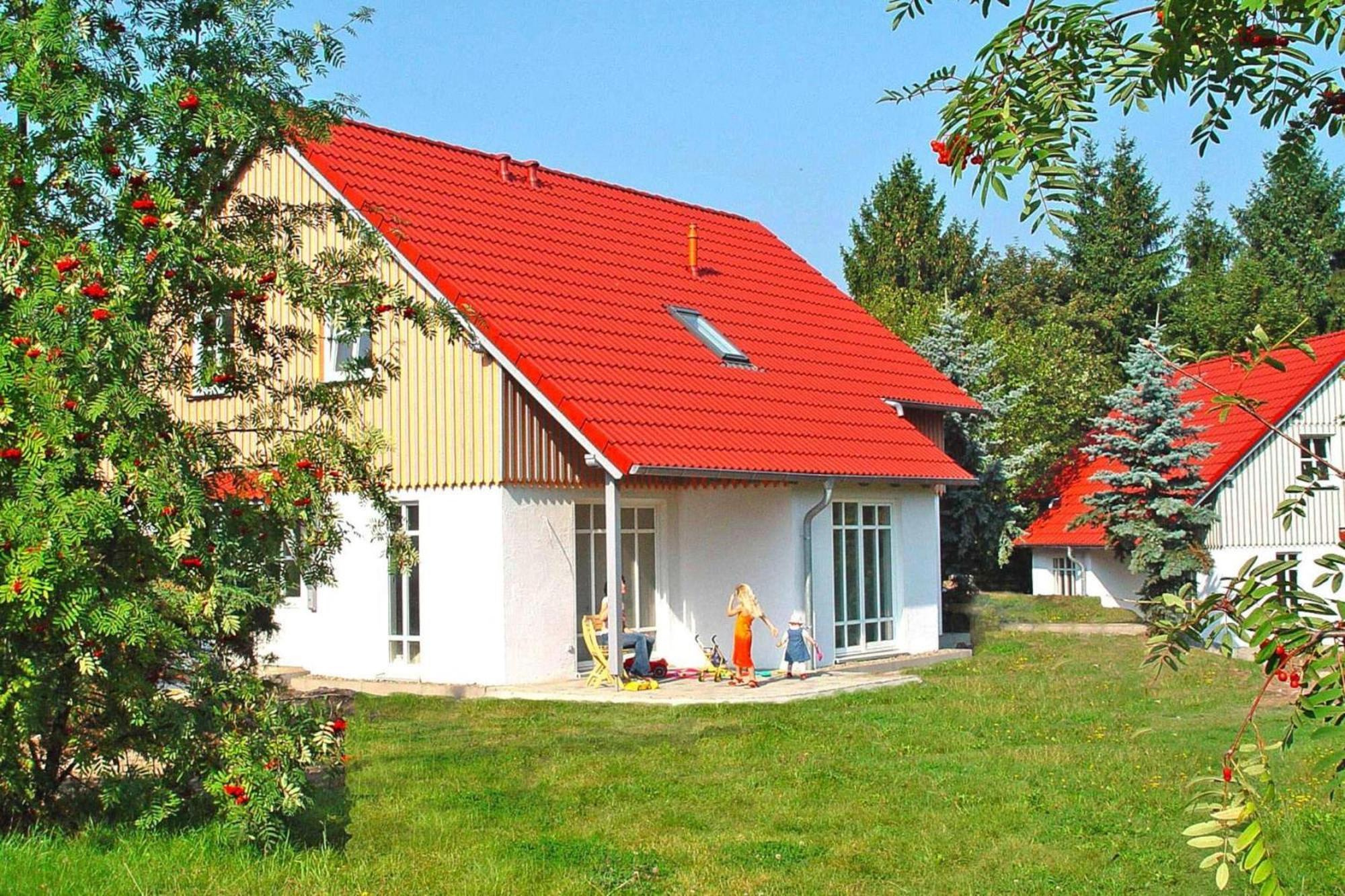 Holiday Home In Wernigerode With A Shared Pool Exteriör bild