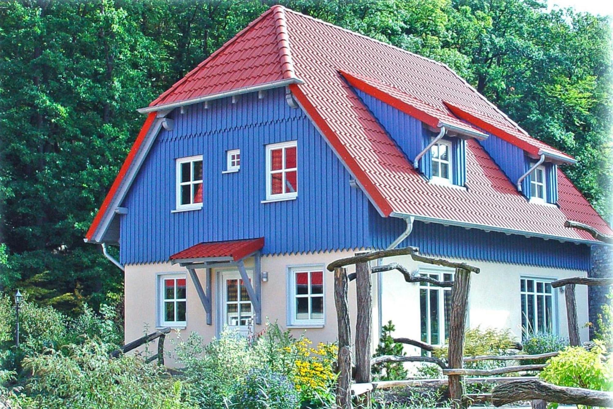 Holiday Home In Wernigerode With A Shared Pool Exteriör bild